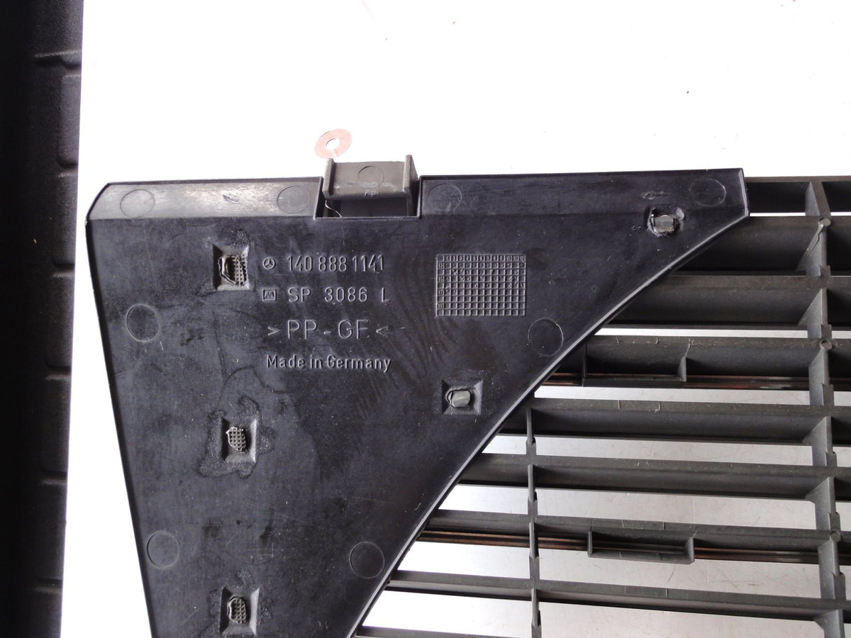 純正部品 W140 ラジエーター グリル RADIATOR BONNET grille 1408881141 1408881241(6枚目)