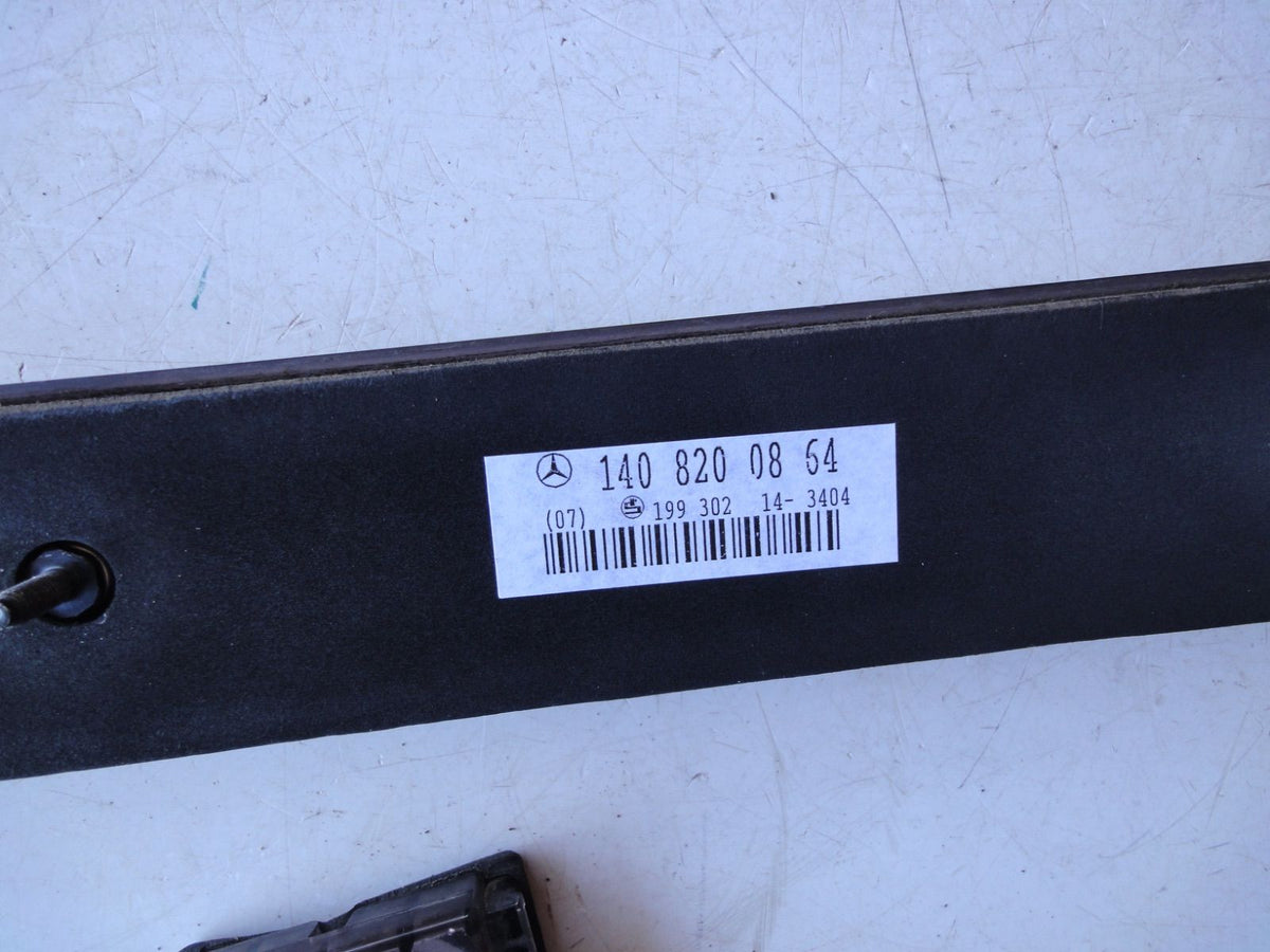純正部品 メルセデス ベンツ W140 テールランプ アンダーリフレクター mercedes-benz Tail Lamp under re(9枚目)