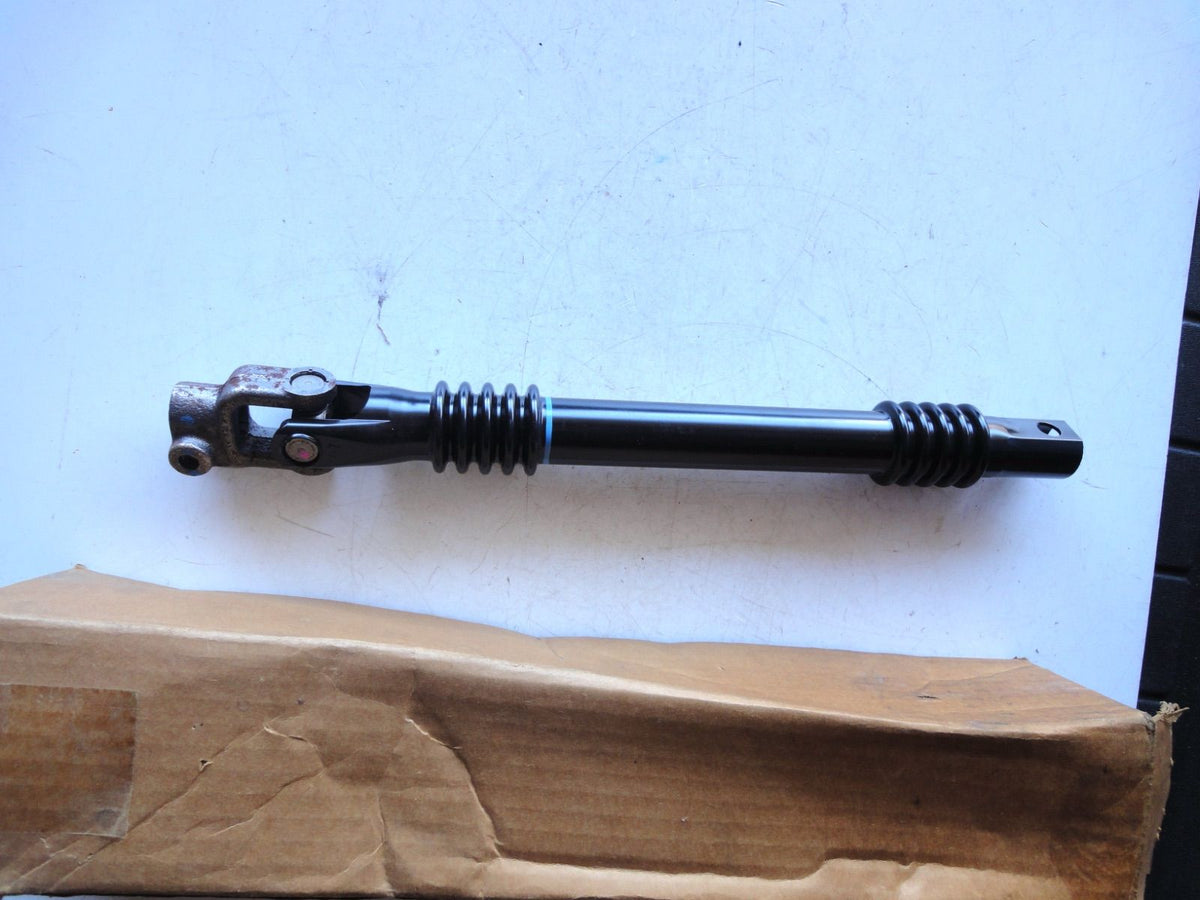 純正部品 01-10 GMC シエラ シボレー シルバラード 1500 2500 3500 15772436 Steering Gear Coupling Shaft ステアリング ギア カップリング シャフト 下部ステアリングシャフトコラム
