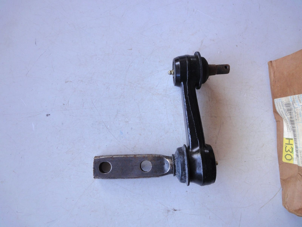 純正部品 94-99 ダッジ ラム ステアリング アイドラーアーム Steering Arm Idler dodge RAM1500 RAM2500 RAM3500 52038589