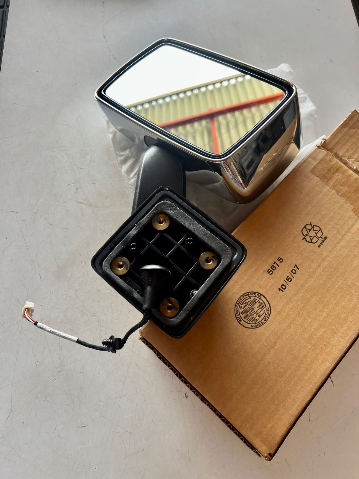 純正部品 06-07 ハマー H3 15884837 door mirror ドアミラー クローム hummer H3　RH 右