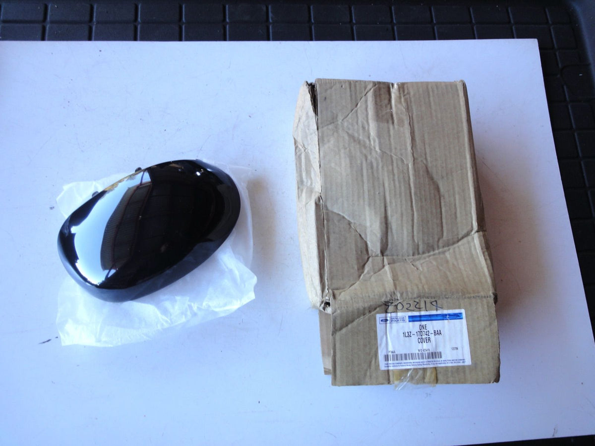 純正部品 00-04 右 フォード エクスペディション リンカーン ナビゲーター ミラー カバー 1L3Z-17D742-BAA MIRROR COVER ford F150