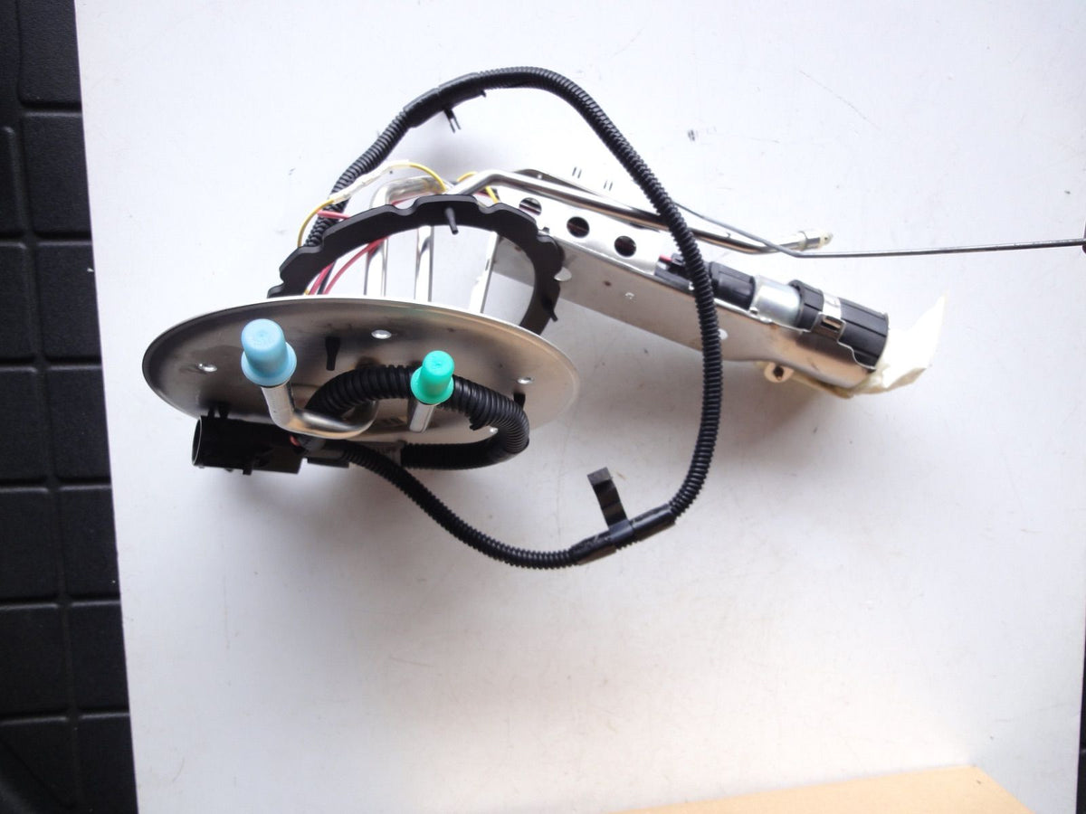 燃料ポンプ 1W1U-9H307-BF（4枚目）