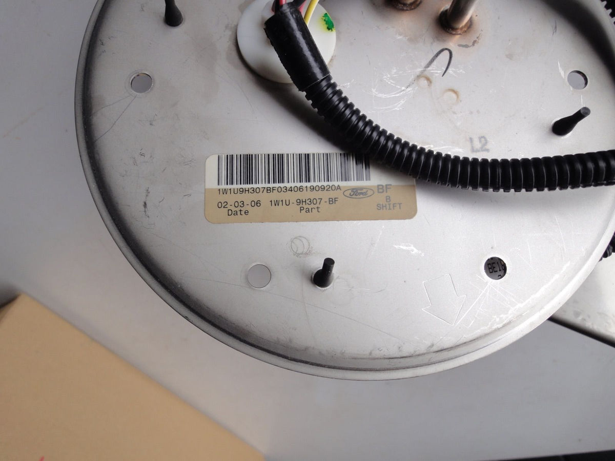 燃料ポンプ 1W1U-9H307-BF（5枚目）