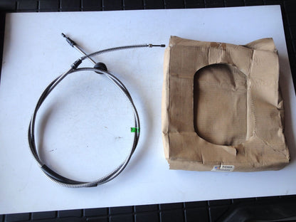 純正部品 85-95 G10 G20 G30 G1500 G2500 G3500 GMC シボレー 15726028 Parking Brake Front Cable パーキング ブレーキ フロント ケーブル