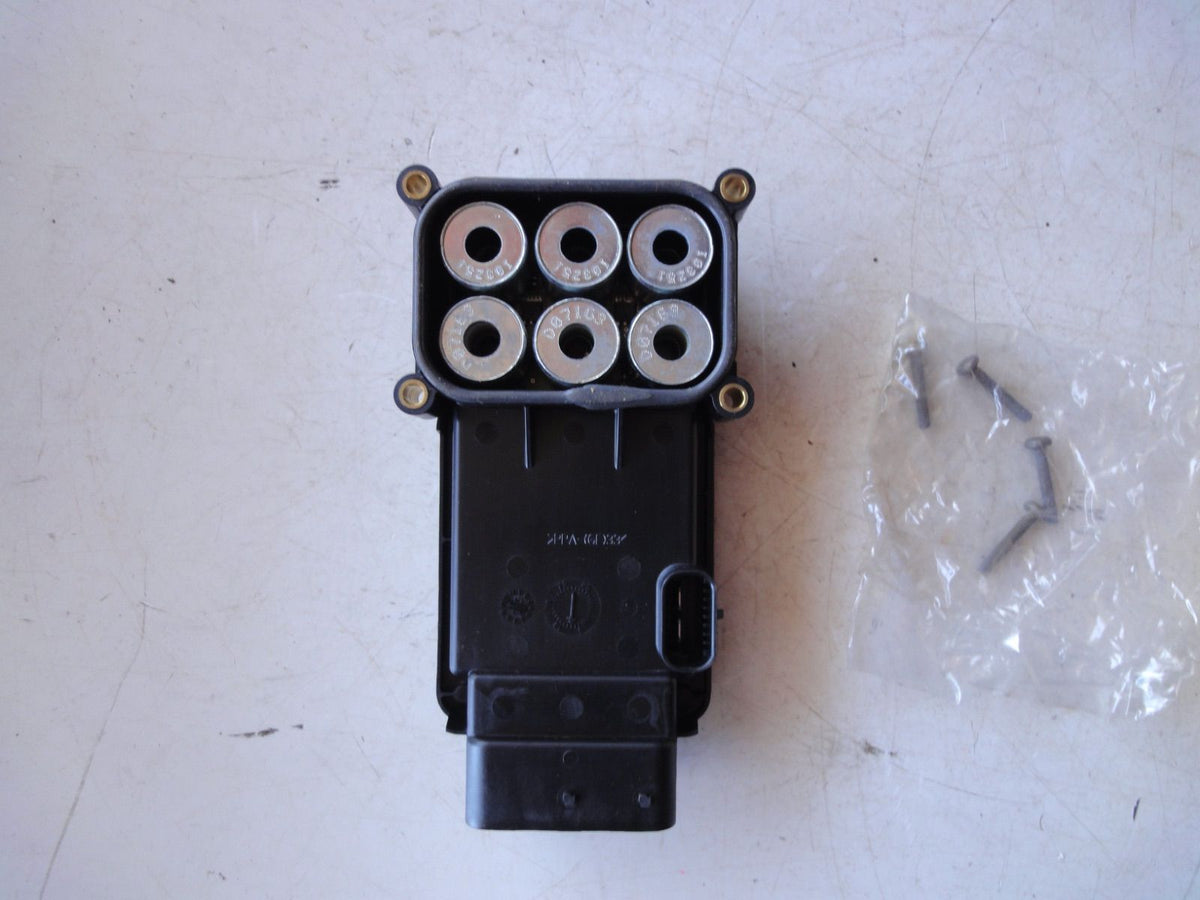 純正部品 00-02 ABS モジュール コントロール フォード エクスペディション リンカーン ナビゲーター YL1Z-2C065-AA ABS Control Module ford expedition Lincoln Navigator