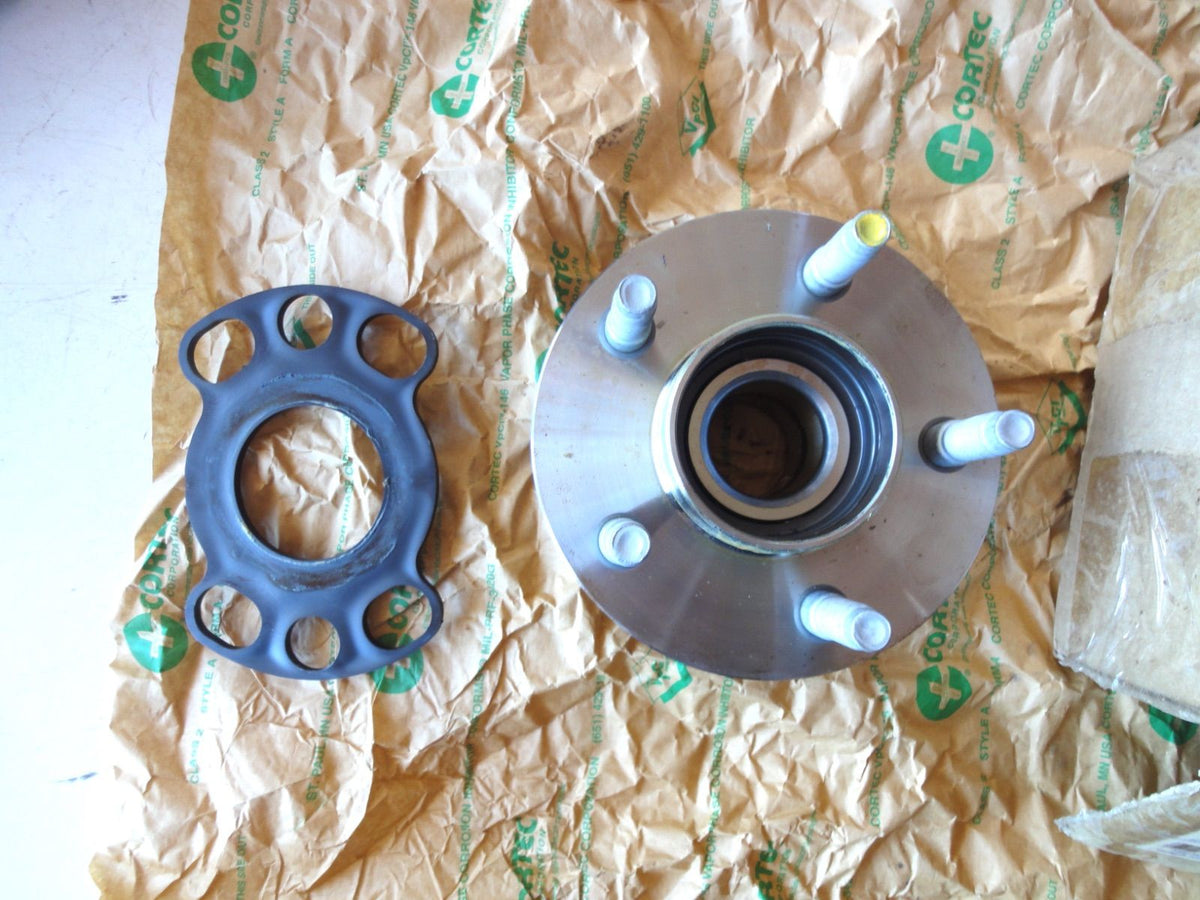 純正部品 92-97 ホイールベアリングハブ F7AZ-1104-AC Wheel Bearing Hub マーキュリー グランドマーキー カントリースクワイア LTDクラウンビクトリア リンカーン タウンカー フォード クラウンビクトリア