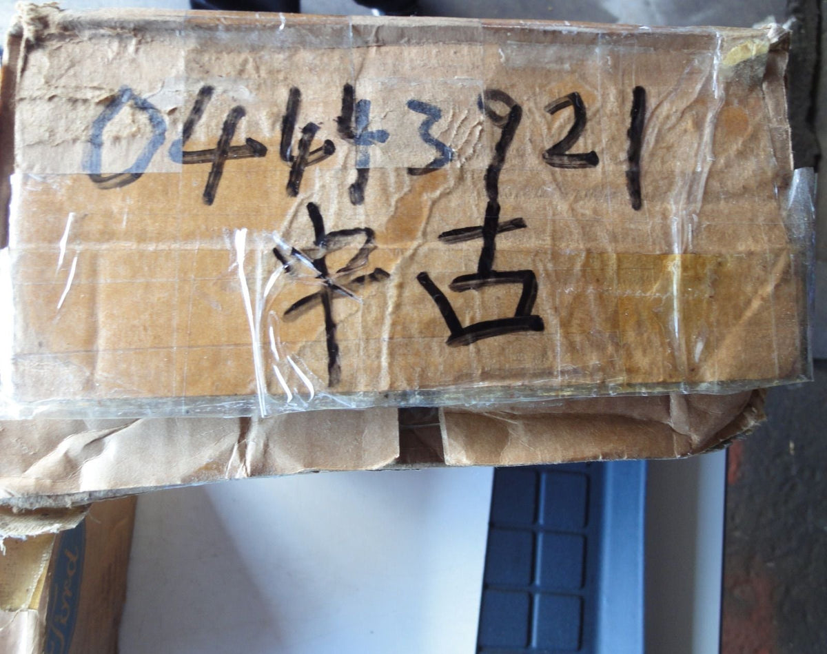 モジュール ユニット エンジン コンピューター コンピュータ 4速 04443921（7枚目）