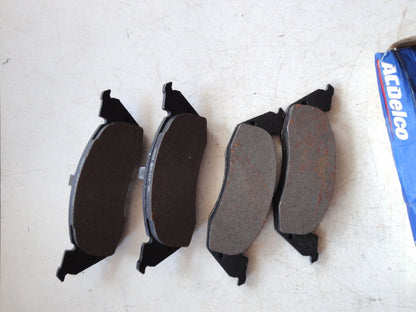 純正部品 91-96 ダッジ ダコタ ブレーキパッド 18029091 brake pad DODGE DAKOTA