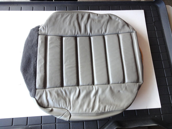純正部品 左 ハマー H2 フロントシート クッション シート カバー 運転席側 hummer h2 cushion Seat Cover front 12001679D Drive side