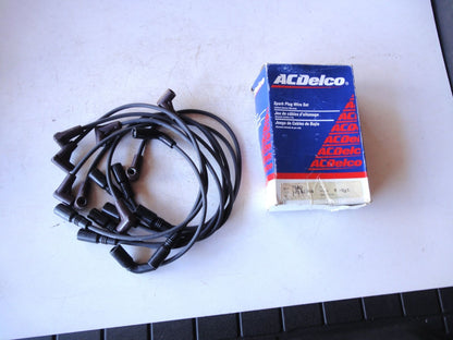 純正部品 96-03 シボレー GMC ユーコン C1500 C2500 C3500 K1500 K2500 K3500 アストロ サファリ 12192364 Spark Plug Wire Set スパークプラグワイヤーセット