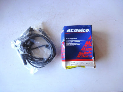 純正部品 96-05 シボレー アストロ GMC ジミー サファリ CHEVROLET ASTRO SAFARI JIMMY 88984267 スパークプラグワイヤーセット Spark Plug Wire