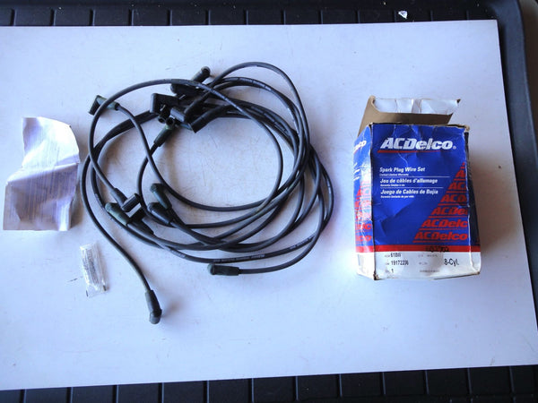 純正部品 85-91 シボレー コルベット スパークプラグワイヤーセット 19172236 Spark Plug Wire Set Chevrolet Corvette