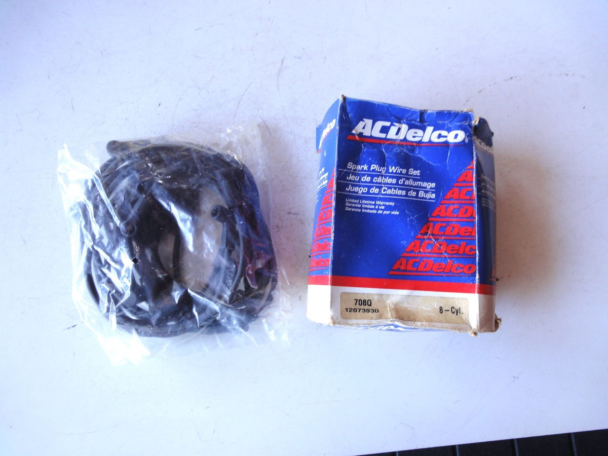 純正部品 87-88 シボレー カマロ ポンティアック ファイヤーバード 12073930 Spark Plug Wire set スパークプラグワイヤーセット Chevrolet Camaro Pontiac Firebird