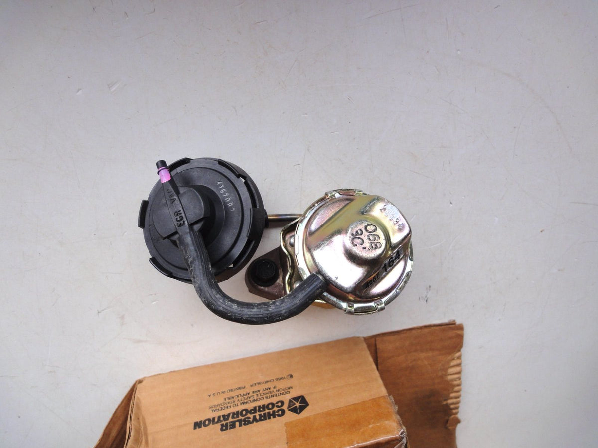 純正部品 90-93 D150 D250 D350 W150 W250 W350 EGR バルブ DODGE DAKOTA WAGON VAN ダッジ ダコタ ラム バン ワゴン ラムチャージャー Ramcharger EGR Valve 4287164