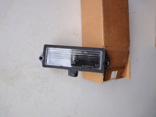 純正部品 03-07 ハマー H2 リアナンバープレートランプ HUMMER H2 15060514 Rear License Plate Lamp