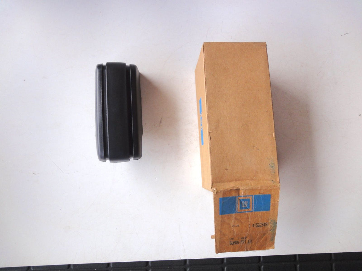 純正部品 90-94 シボレー アストロ GMC サファリ フロント バンパー ガード 15623491 Front Bumper Guard Chevrolet Astro GMC Safari
