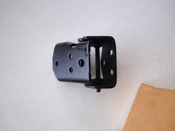 純正部品 84-96 C4 シボレー コルベット フロントサイドドア ロアヒンジ ドアヒンジ ヒンジ 14043177 Chevrolet Corvette Front Side Door Lower Hinge
