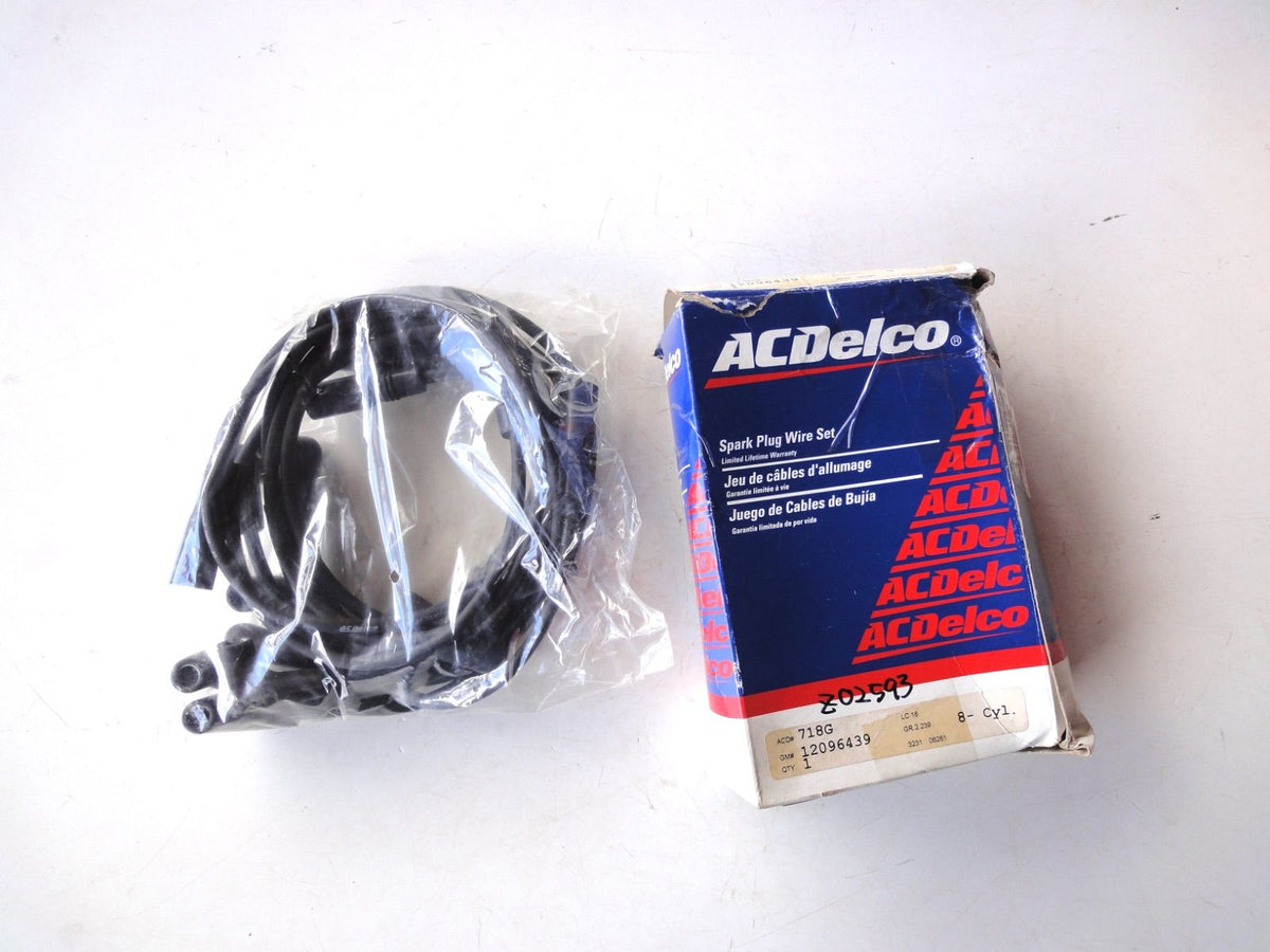 純正部品 シボレー カマロ ポンティアック ファイヤーバード スパークプラグワイヤー セット 12096439 Spark Plug Wire Set chevrolet camaro pontiac firebird