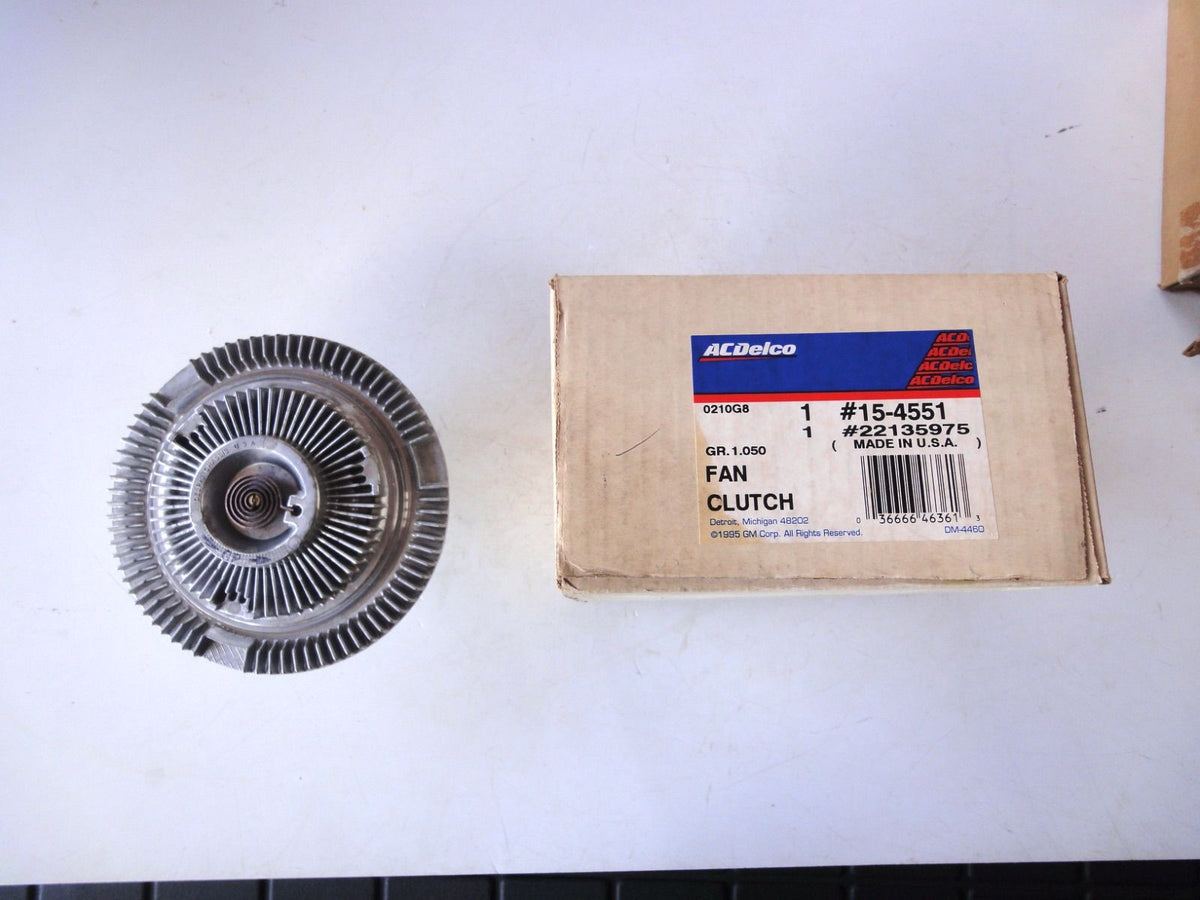 純正部品 96-19 GMC シボレー C2500 C3500 ジミー サファリ P3500 サバナ エクスプレス ファンクラッチ 22135975 エンジン冷却 Engine Cooling Fan Clutch