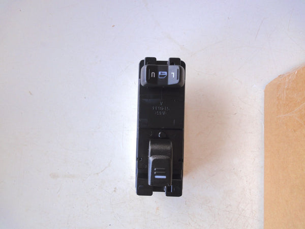 純正部品 ハマー H3 H3T GMC キャニオン Canyon シボレー コロラド ドア ロック ウィンドウ スイッチ 15205244 Door Lock Window Switch フロント右側 助手席