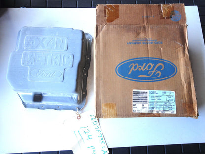 純正部品 96-00 AX4N フォード トーラス リンカーン コンチネンタル マーキュリー セーブル Taurus F6DZ-7G004-B METRIC FORD F6D7F395CA トランスミッションカバー TRANSMISSION Cover