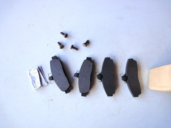 純正部品 84-87 シボレー コルベット C4 Brake Pad 14091367 ブレーキパッド Chevrolet Corvette