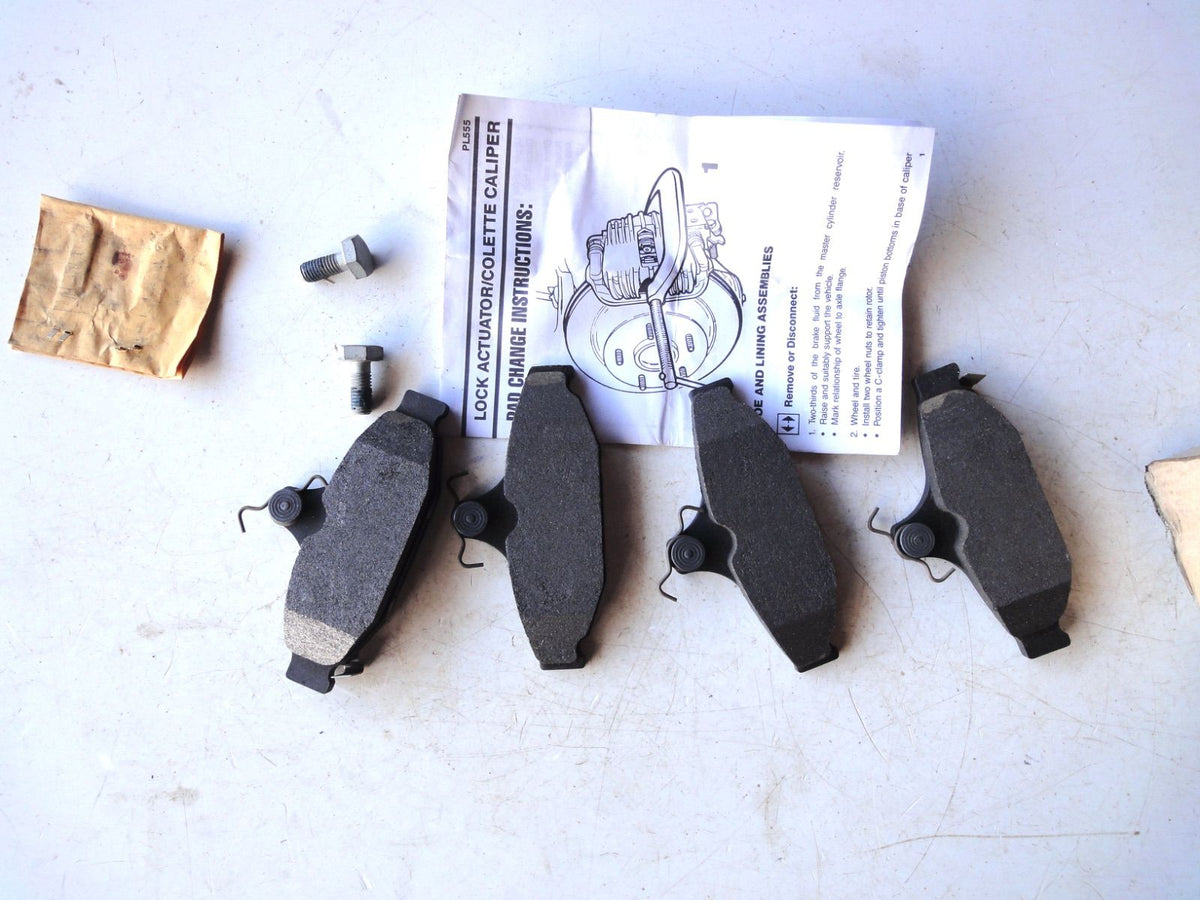純正部品 93-97 シボレー カマロ ポンティアック ファイヤーバード ブレーキパッド Brake Pad Chevrolet Camaro Pontiac Firebird 18021875