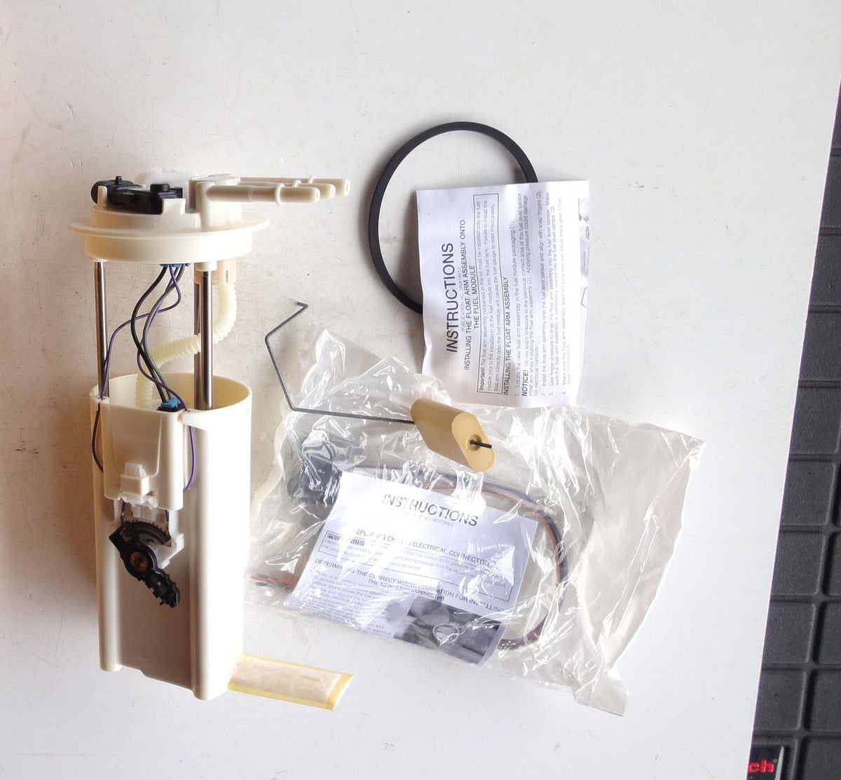 純正部品 98-02 キャデラック デビル エルドラド ドゥビル 燃料ポンプ 19180103 Fuel Pump cadillac Eldorado deville