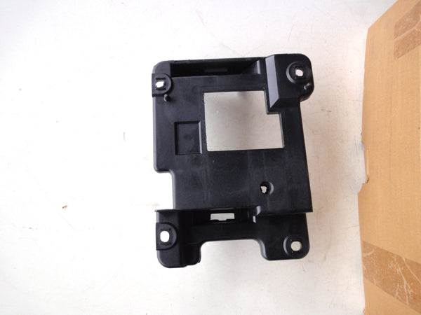純正部品 右 シボレー タホ ヘッドランプ ブラケット 16514478 15602614B Chevrolet Tahoe headlamp bracket GMC シェビー 1500 トラック ピックアップ