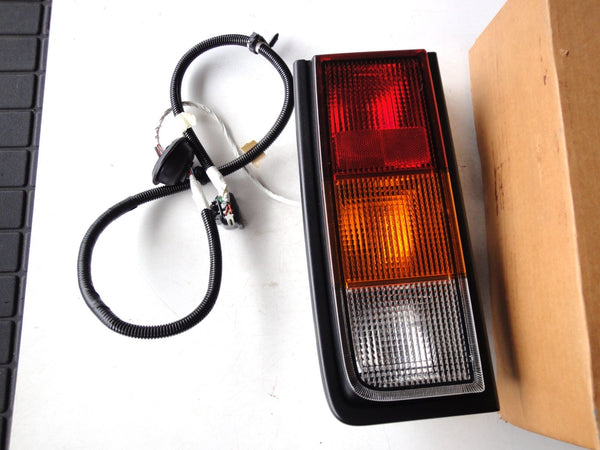 純正部品 左 03-09 ハマー H2 テールランプ 15193458 TAIL LAMP HUMMER H2