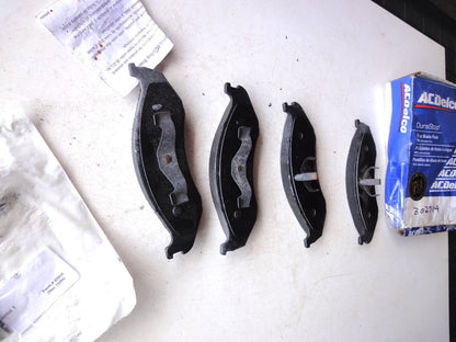 純正部品 90-01 ジープ チェロキー グランドチェロキー ラングラー コマンチ 18029047 BRAKE PAD ブレーキパッド J（4枚目）