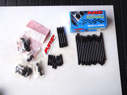 シリンダー ヘッド スタッド ボルト ARP 234-4316 SBC LS1 RO-SERIES cylinder head stud BOLT LQ9 LS
