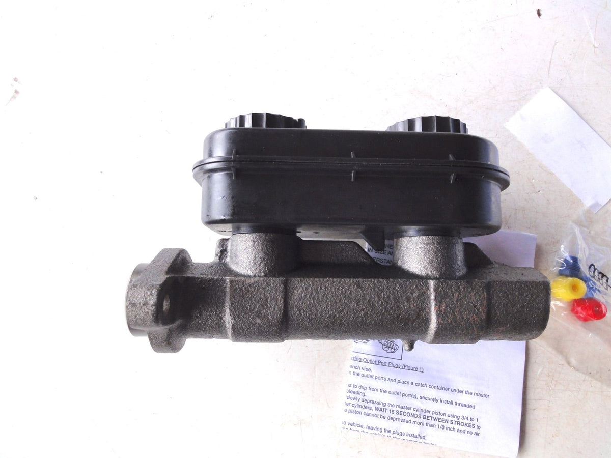 純正部品 90-97 B150 B250 B350 B1500 B2500 B3500 18030714 Brake Master Cyli（2枚目）