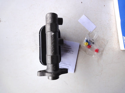 純正部品 90-97 B150 B250 B350 B1500 B2500 B3500 18030714 Brake Master Cyli（8枚目）