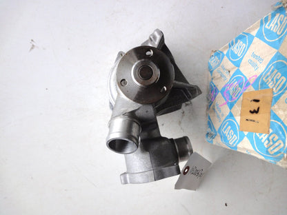 ドイツ製 ウォーターポンプ water pump 1032003701 ベンツ 190E, 260E, 300CE, 300E, 300SE（3枚目）