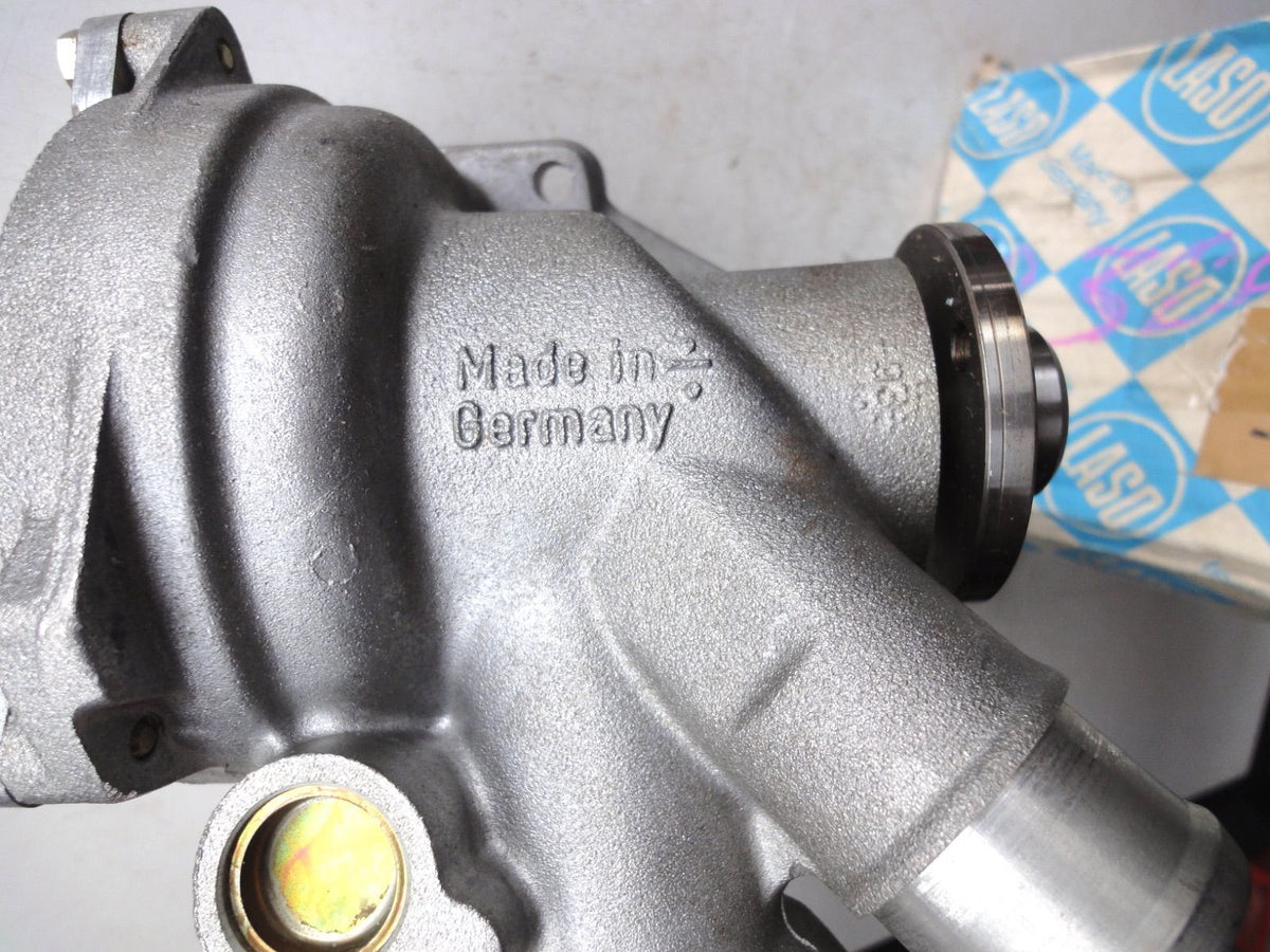 ドイツ製 ウォーターポンプ water pump 1032003701 ベンツ 190E, 260E, 300CE, 300E, 300SE（5枚目）