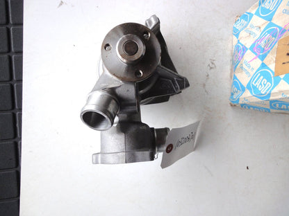 ドイツ製 ウォーターポンプ water pump 1032003701 ベンツ 190E, 260E, 300CE, 300E, 300SE（6枚目）