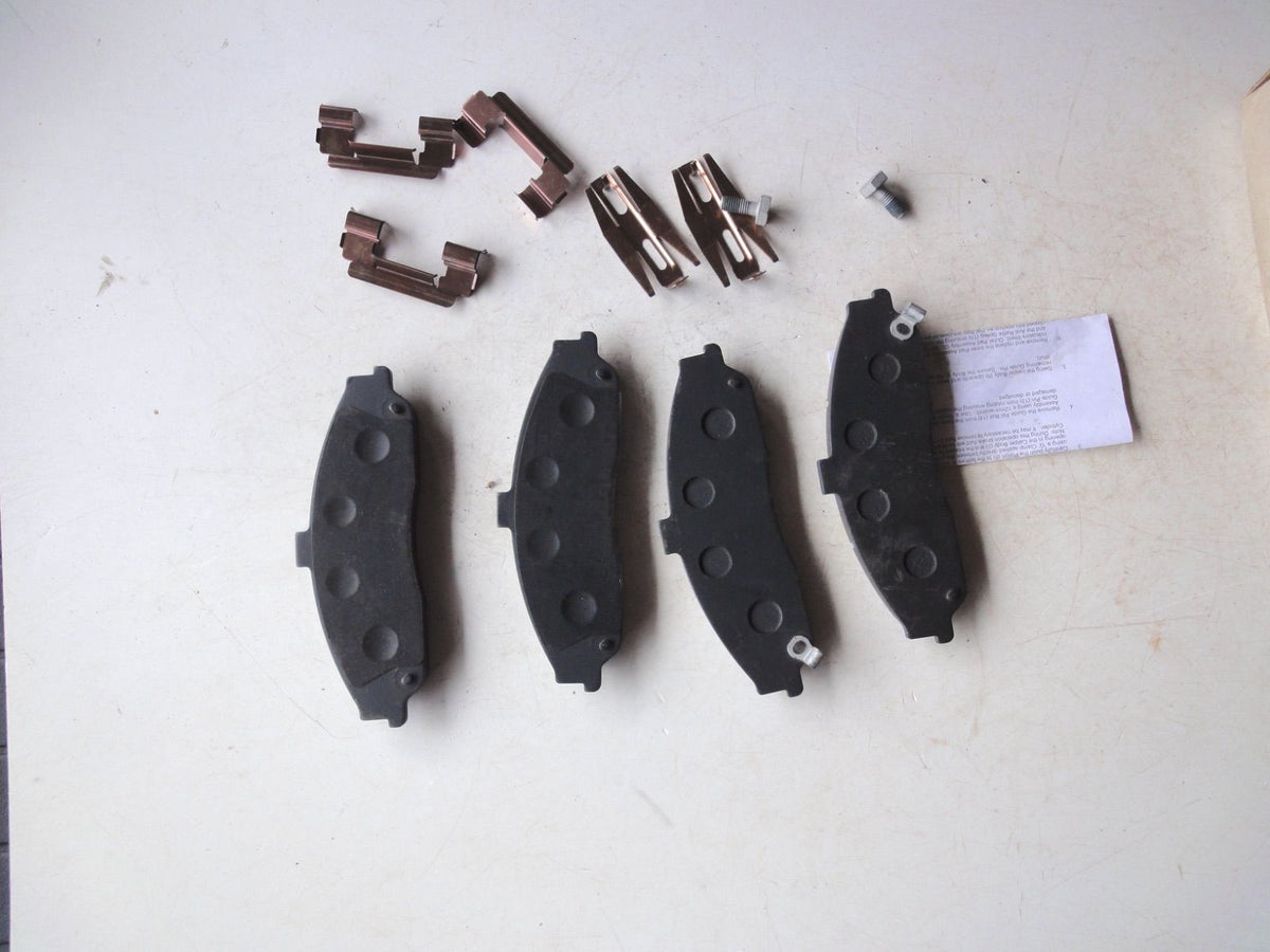 純正部品 97-03 シボレー コルベット 12530681 Front brake pad フロント ブレーキ パッド Chevrolet（2枚目）