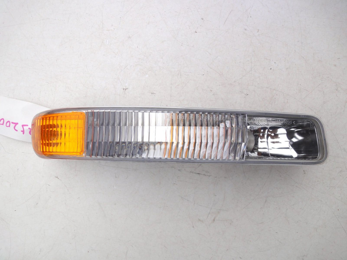 純正部品 99-07 右 GMC シエラ パーキング ターンシグナル ランプ ライト ウインカー パークシグナル 16525200 GMC （2枚目）