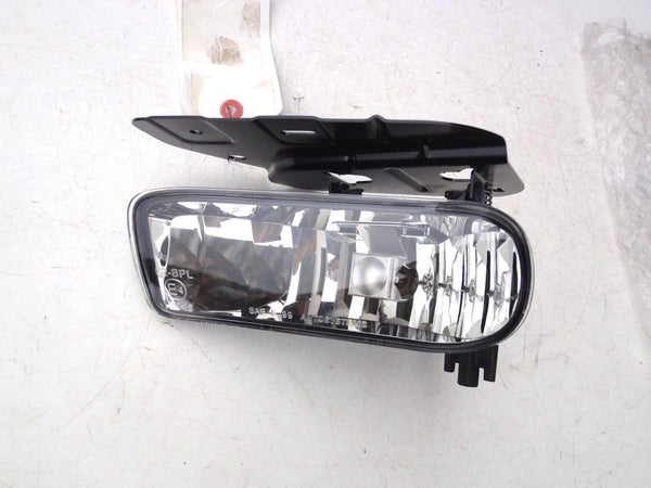 純正部品 02-06 左 フォグランプ 15252038 fog lamp LH キャデラック エスカレード Cadillac Escalade ESV EXT light ライト