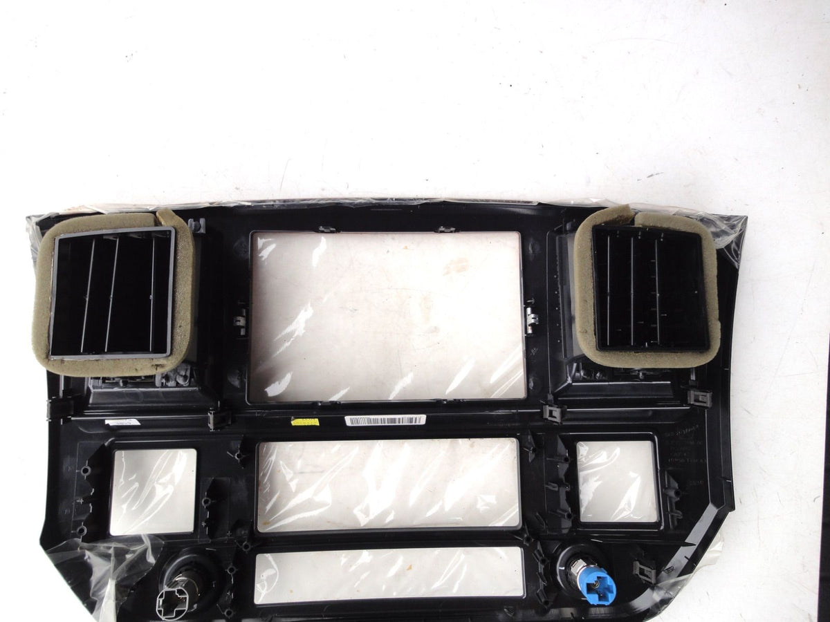 純正部品 06-07 センター インストルメント パネル ベゼル ダッジ RAM1500 RAM2500 RAM3500 Dodge 5JZ（3枚目）