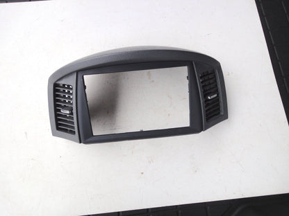 純正部品 05-06 ジープ グランドチェロキー インストルメント パネル ベゼル ダッシュボード トリム 5JN311DHAN Instrument Pane