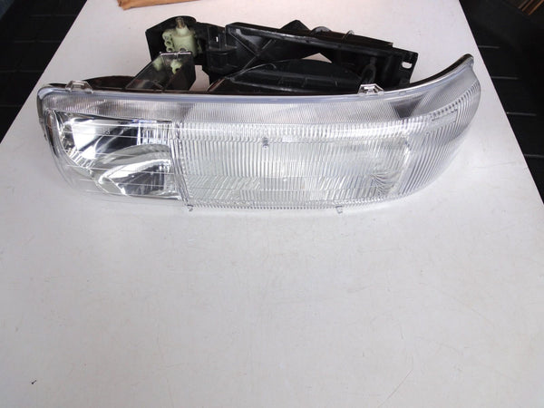 純正部品 99-06 左 シボレー サバーバン タホ シルバラード 16526133 LH Headlamp Chevrolet Silverado Suburban Tahoe ヘッドランプ ヘッド ライト