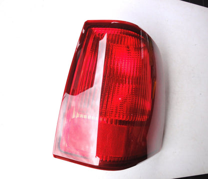 純正部品 03-06 右 リンカーン ナビゲーター テールランプ ライト 2L7X-13B504-A RH TAIL LAMP LIGHT （2枚目）