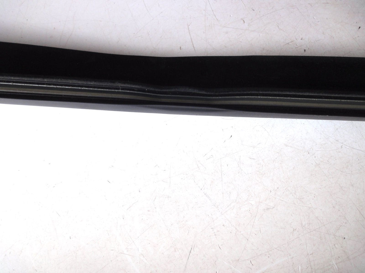 純正部品 06 リンカーン ナビゲーター ドアガラス ウェザーストリップ 6L7Z-7821452-A Door Glass Weather（6枚目）