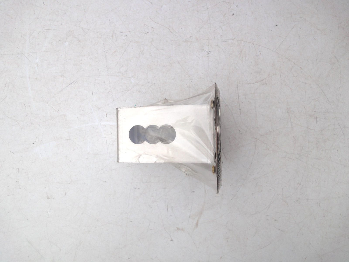 未開封 キャデラック クローム トウ ヒッチ カバー Cadillac Chrome Logo Tow Hitch Cover Plug（4枚目）