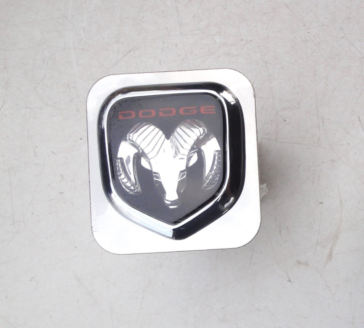 未開封 ダッジ クローム トウ ヒッチ カバー DODGE ラムバン ダコタ デュランゴ ラムトラック ラムピックアップ Chrome Logo Tow Hit