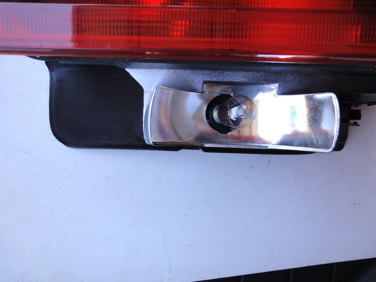 純正部品 右 メルセデス ベンツ W140 1408203464 テールランプ ライト TAIL LAMP LIGHT Mercedes-B（4枚目）