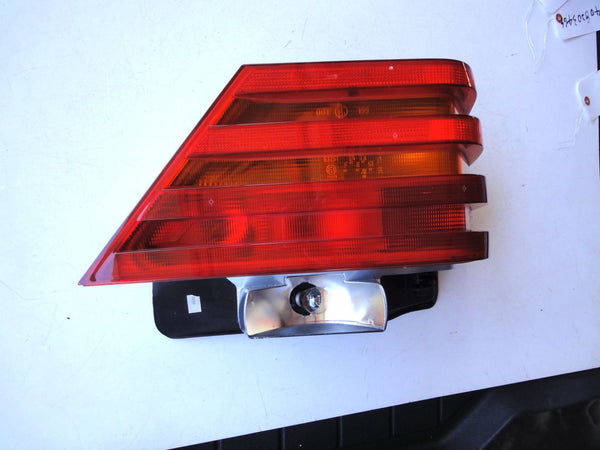純正部品 右 メルセデス ベンツ W140 1408203464 テールランプ ライト TAIL LAMP LIGHT Mercedes-Benz